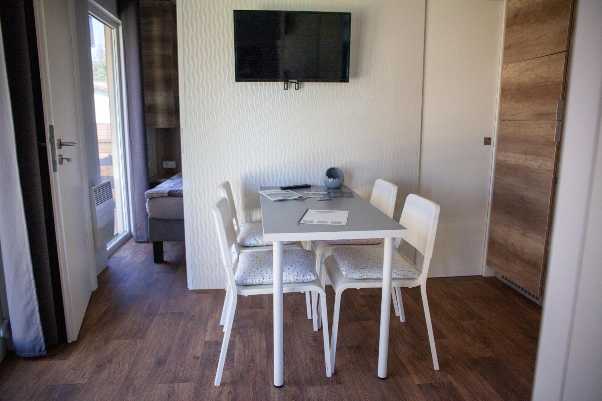 Oppen-house *